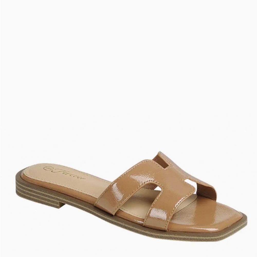 Tan Patent Cutout Style